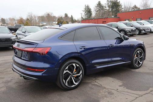2022 Audi e-tron Sportback S line Premium Plus