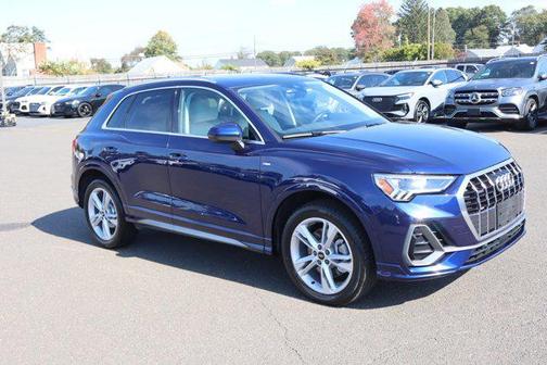 2023 Audi Q3 Premium 45 TFSI S line quattro Tiptronic