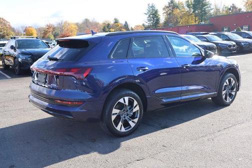 2021 Audi e-tron Premium