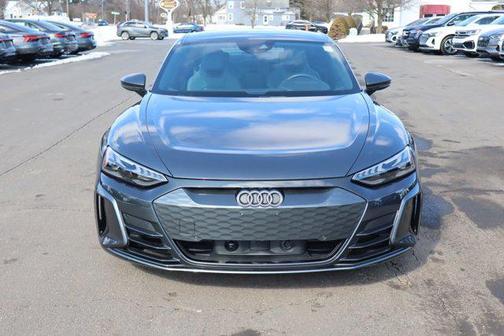 2023 Audi e-tron GT Premium Plus quattro