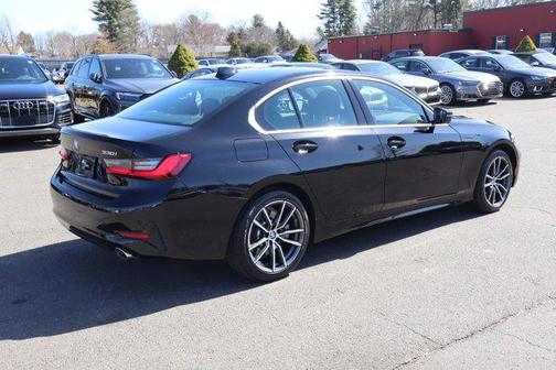 2021 BMW 330 xDrive