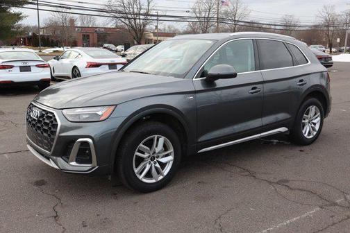 2023 Audi Q5 45 S line Premium
