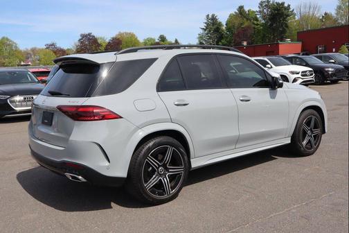 MANUFAKTUR Alpine Grey 2024 Mercedes-Benz GLE 450 4MATIC