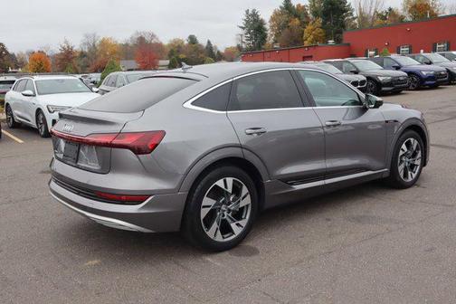 2020 Audi e-tron Sportback Premium Plus