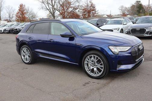 2021 Audi e-tron Prestige