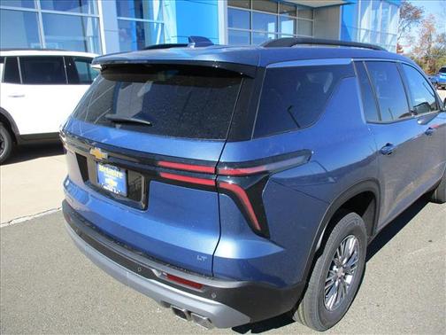 Northsky Blue Metallic (ga0) 2023 Chevrolet Traverse LT Cloth
