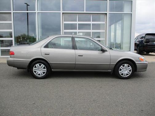 2001 Toyota Camry LE