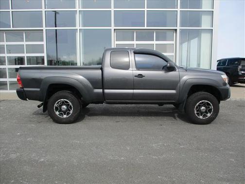 2015 Toyota Tacoma Base