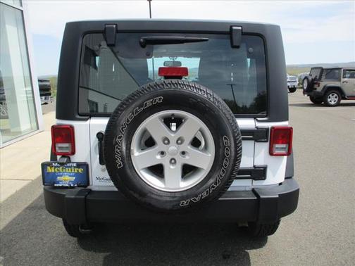 2016 Jeep Wrangler Sport