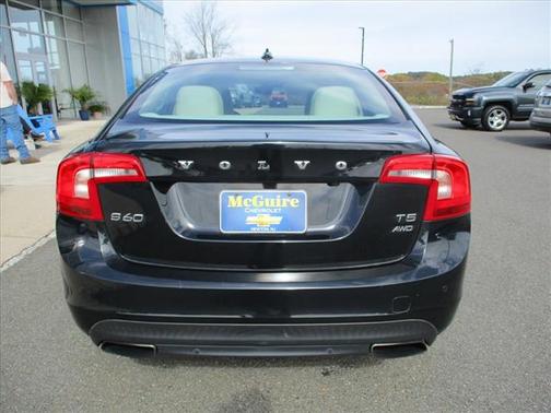 2015 Volvo S60 T5 Premier