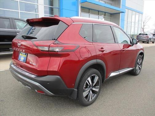 2023 Nissan Rogue SL