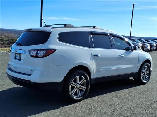 2017 Chevrolet Traverse 1LT