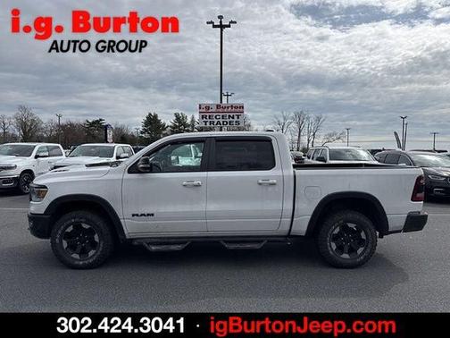 Bright White Clearcoat 2020 RAM 1500 Rebel