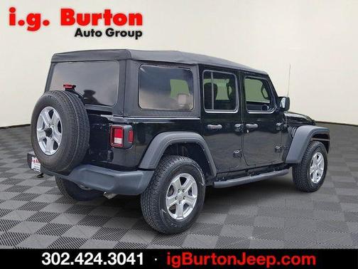 Black Clearcoat 2022 Jeep Wrangler Unlimited Sport