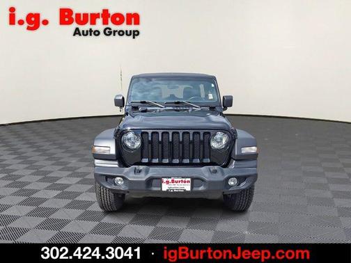 Black Clearcoat 2022 Jeep Wrangler Unlimited Sport