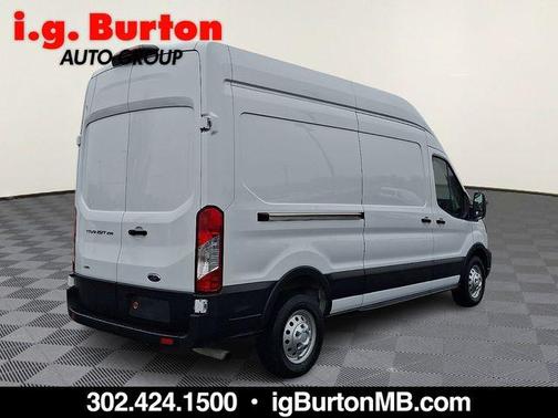 Oxford White 2023 Ford Transit-250 Base