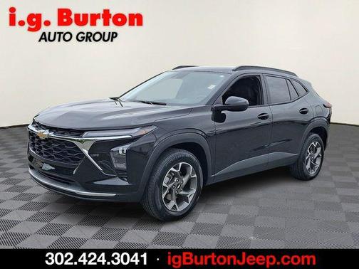 Black Metallic 2024 Chevrolet Trax LT