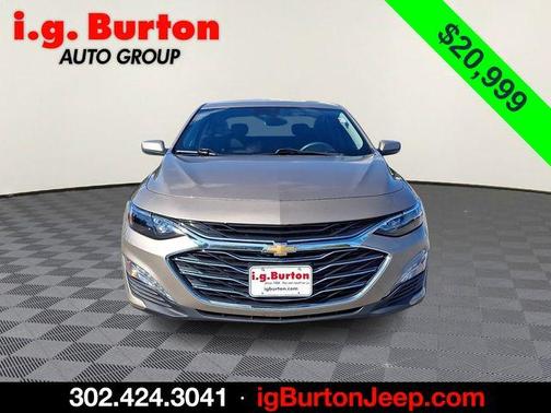 Mineral Gray Metallic 2024 Chevrolet Malibu LT