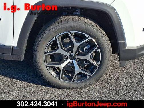 Bright White Clearcoat 2026 Jeep Compass Limited