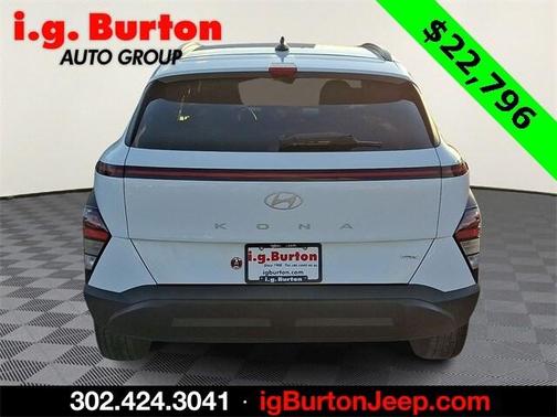 2024 Hyundai KONA SEL