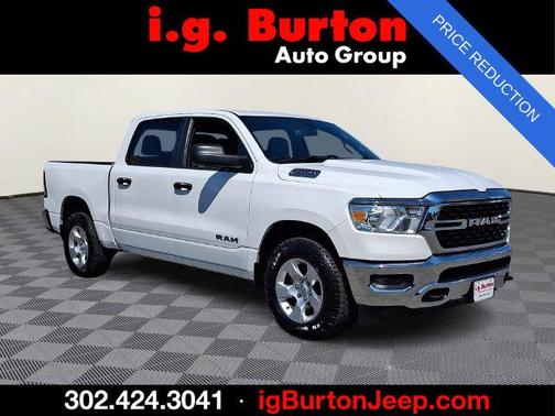Bright White Clearcoat 2023 RAM 1500 Big Horn
