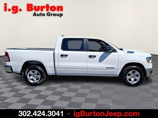 Bright White Clearcoat 2023 RAM 1500 Big Horn