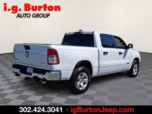 Bright White Clearcoat 2023 RAM 1500 Big Horn