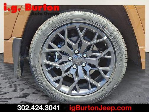 Copper 2026 Jeep Grand Cherokee L Summit