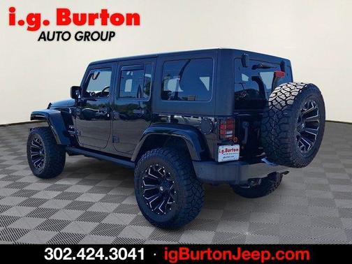 Black Clearcoat 2017 Jeep Wrangler Unlimited Sahara