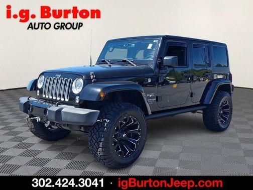 Black Clearcoat 2017 Jeep Wrangler Unlimited Sahara