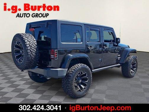 Black Clearcoat 2017 Jeep Wrangler Unlimited Sahara