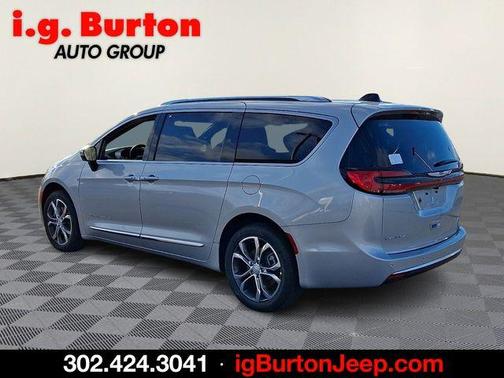 2026 Chrysler Pacifica Pinnacle