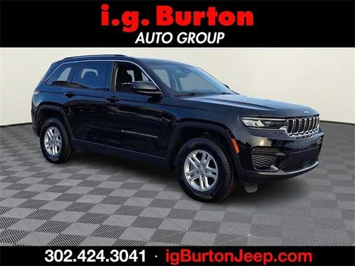 2023 Jeep Grand Cherokee Laredo 4x4