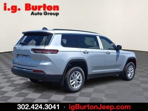 Silver Zynith 2026 Jeep Grand Cherokee L Laredo
