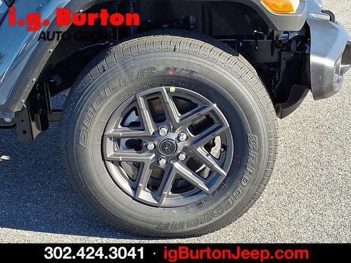 2026 Jeep Gladiator Sport