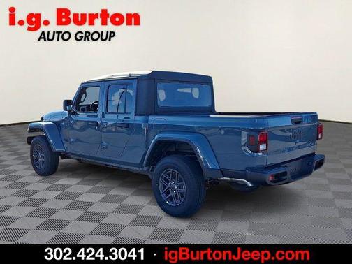 2026 Jeep Gladiator Sport