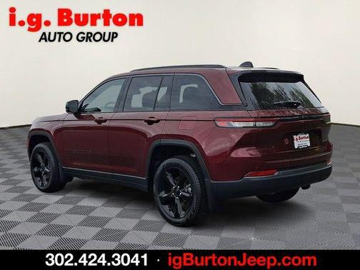 Velvet Red Pearlcoat 2026 Jeep Grand Cherokee Limited