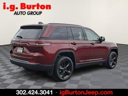 Velvet Red Pearlcoat 2026 Jeep Grand Cherokee Limited