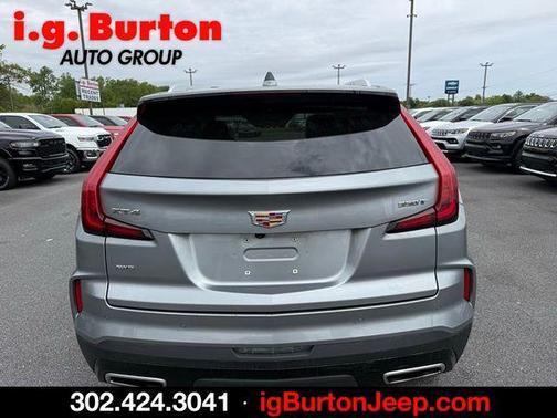 Silver Metallic 2025 Cadillac XT4 Premium Luxury