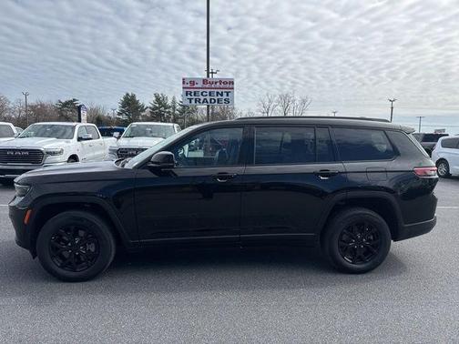 2024 Jeep Grand Cherokee L Laredo
