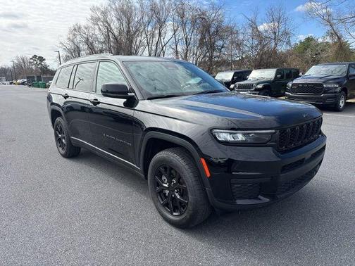 2024 Jeep Grand Cherokee L Laredo