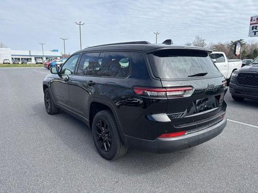 2024 Jeep Grand Cherokee L Laredo