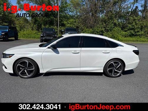 White 2022 Honda Accord Sport 2.0T