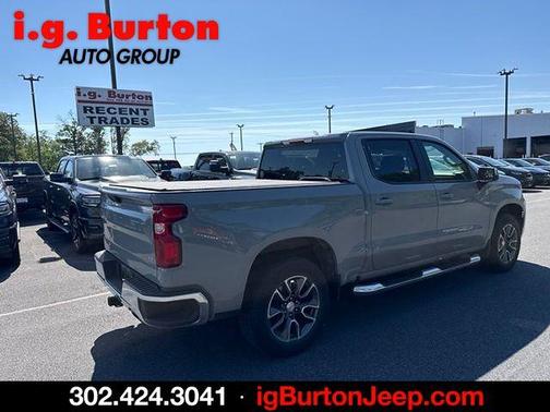 Slate Gray Metallic 2024 Chevrolet Silverado 1500 LT