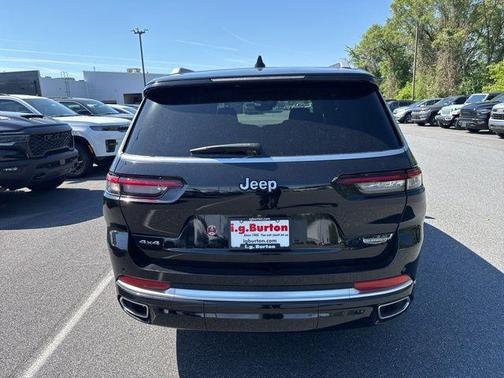 Diamond Black 2024 Jeep Grand Cherokee L Summit