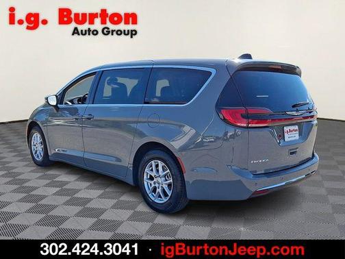Gray Clearcoat 2023 Chrysler Pacifica Touring-L