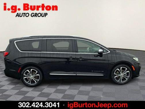 2026 Chrysler Pacifica Pinnacle