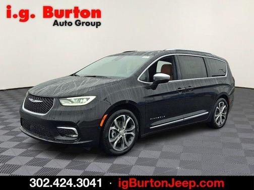 Diamond Black 2026 Chrysler Pacifica Pinnacle
