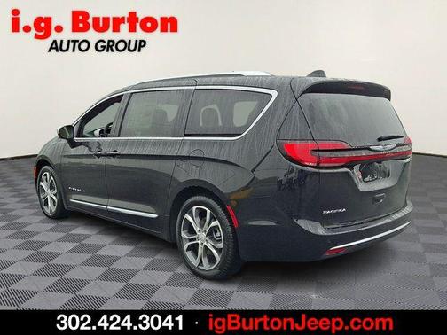 2026 Chrysler Pacifica Pinnacle