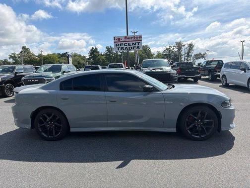 Smoke 2022 Dodge Charger GT
